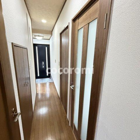出口3丁目戸建ての内装