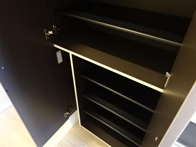 シャルムＭＩＹＡＫＥの収納|下駄箱