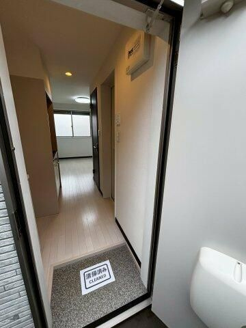 Ａｘｉａ　Ｃｏｕｒｔ　Ｋｉｓｈｉｙａの玄関