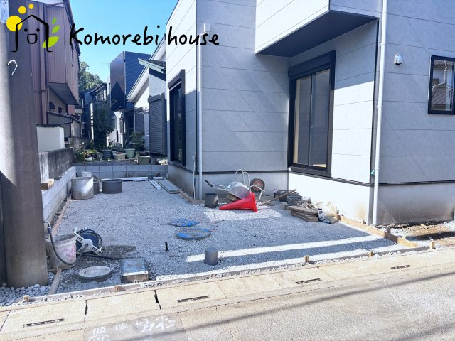 さいたま市見沼区島町　1期　新築一戸建て　CRAFT PIT　01の駐車場|26.10.9