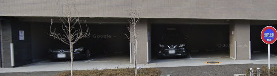 【駐車場】