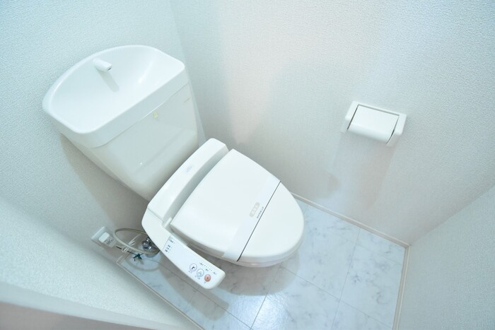 グランフェルティ B棟のトイレ|温水洗浄暖房便座