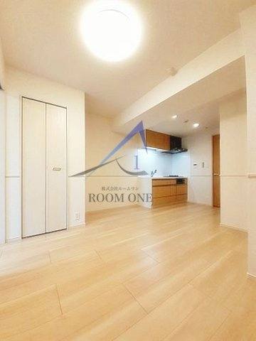 プラムツリー神楽坂の居間・リビング|洋室のお部屋です。