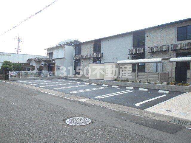 リファインⅤの駐車場|駐車場完備です