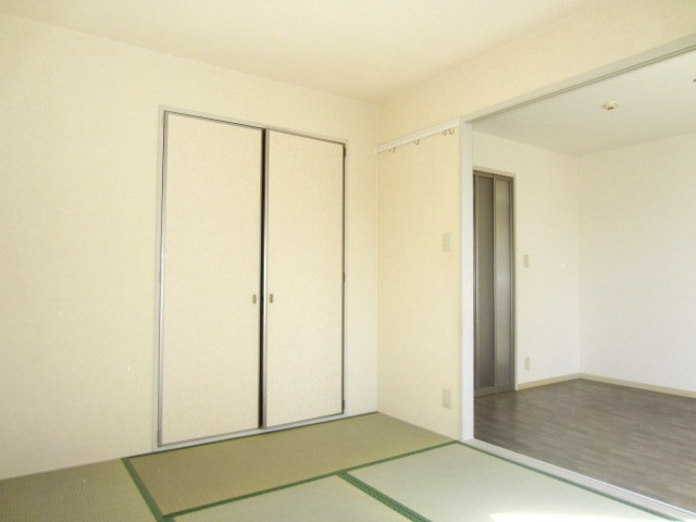 【寝室】 | オンス小垣内Ｂ棟