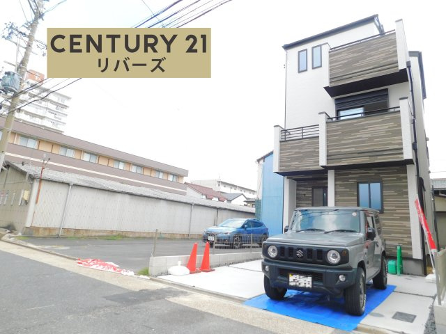 名古屋市瑞穂区船原町１丁目の新築一戸建の外観|☆限定１棟☆　　いつでも見学できます♪（お問合せ当日、平日、水曜、夜間でもＯＫ）　駐車並列２台可！　全室南向き♪　プライバシー性の高い２階リビング♪　スーパーや教育施設など徒歩１０分圏内！