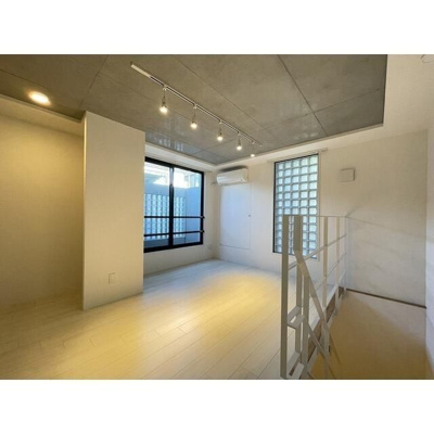 【居間・リビング】 | ＡＬＥＲＯ三軒茶屋Ⅲ
