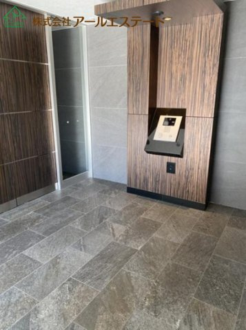 アルファスマート英賀保駅　　JR「英賀保駅」徒歩5分のエントランス