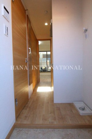 アットリラ南行徳の玄関