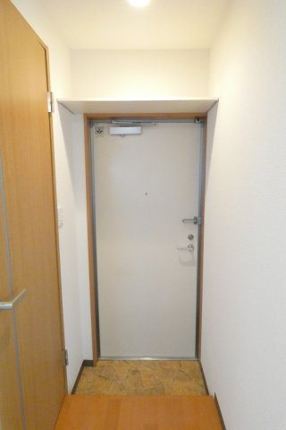 【玄関】 | クイーンライフ玉津　仲介手数料無料