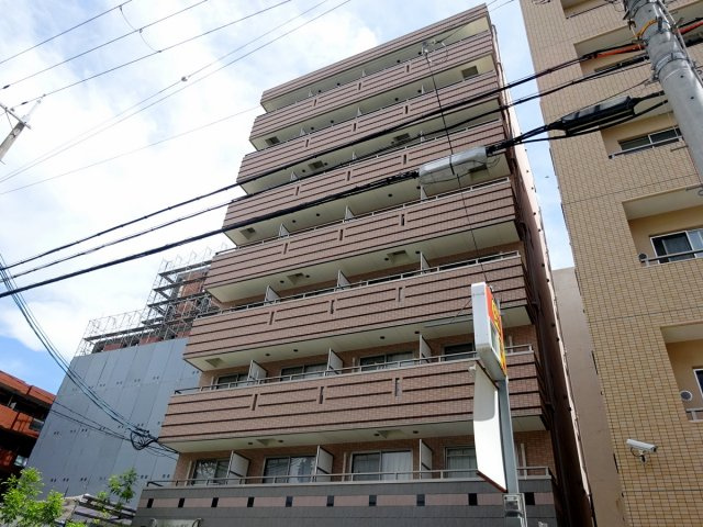 ルミエール西宮の外観