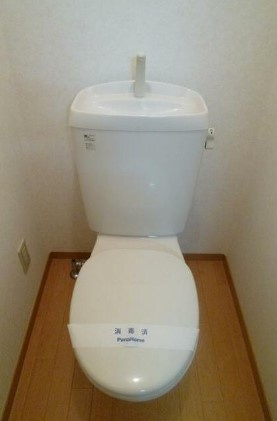 【トイレ】 | メゾンベレーザ | バス・トイレ別。