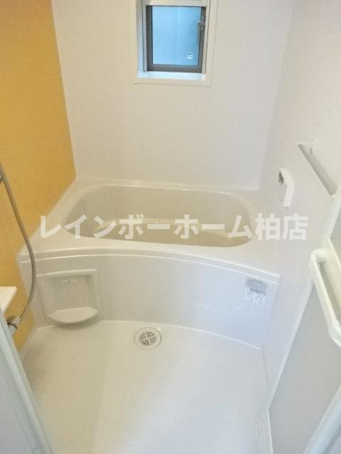 【仲介手数料：50％OFF】対象物件！の浴室|追い焚き機能・浴室乾燥機があります