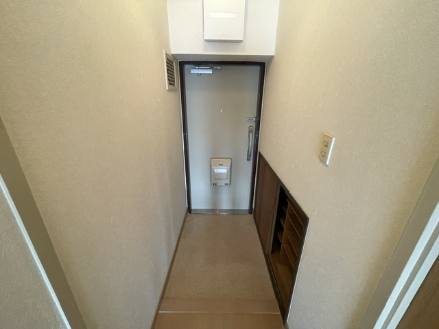 【玄関】