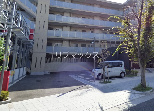 【駐車場】レジェンダリー甲子園浦風町
