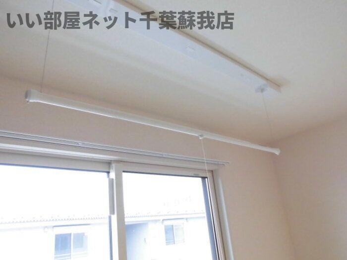 ルシェリア一番館・二番館 Ⅰ-の居間・リビング|室内物干し