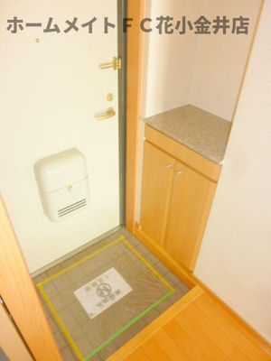 【玄関】 | ディスパシオ　アビタシオン | 同建物別室写真