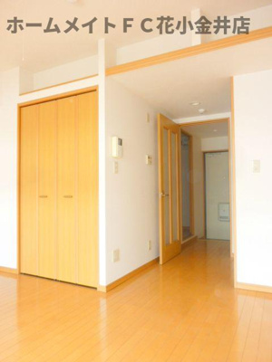 【居間・リビング】 | ディスパシオ　アビタシオン | 同建物別室写真