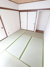 【寝室】