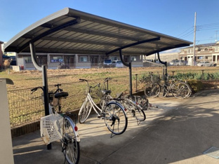 屋根付き駐輪場