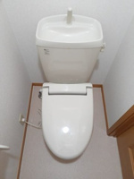 清潔感のあるトイレです