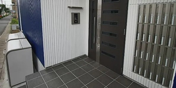 エルスタンザ船橋のエントランス