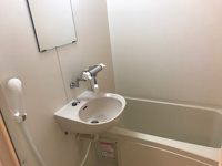 日々の疲れを癒すお風呂付です