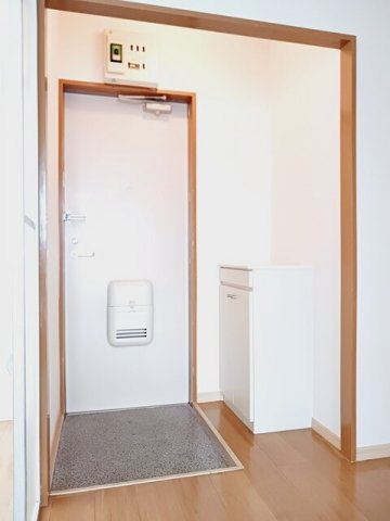 明るい玄関です