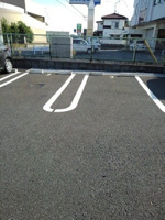 車をお持ちの方に嬉しい駐車場付きの物件です