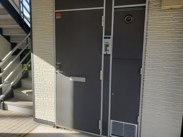 落ち着いた玄関です