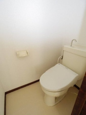 シンプルで使いやすいトイレです