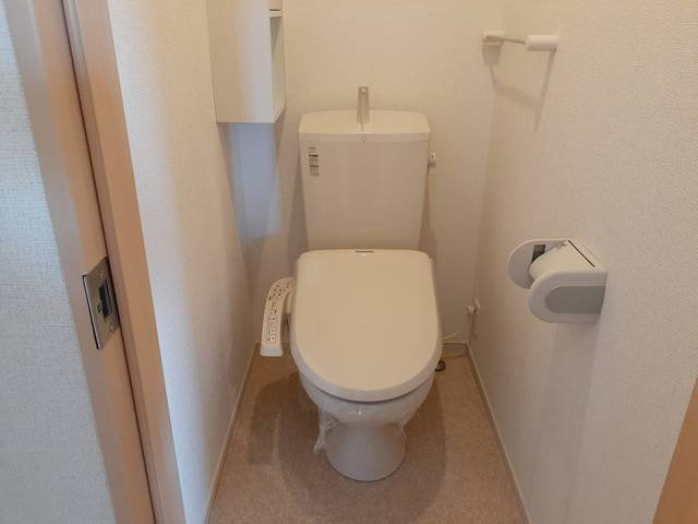 清潔感のあるトイレです