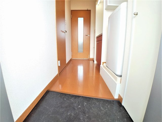 明るい玄関です