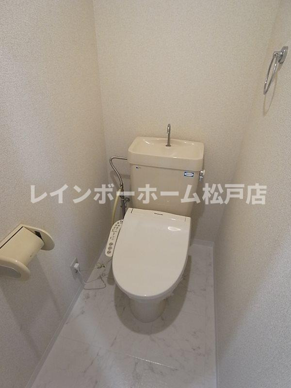 エクセラン三郷のトイレ|トイレもきれいです