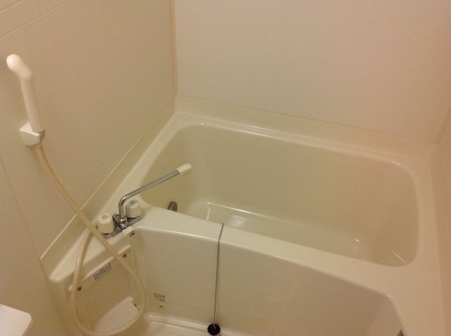 ゆったり過ごせるお風呂です