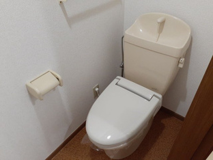 シンプルで使いやすいトイレです