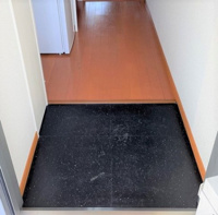 落ち着いた玄関です