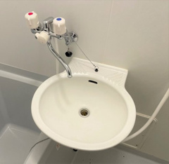 内装は落ち着いています