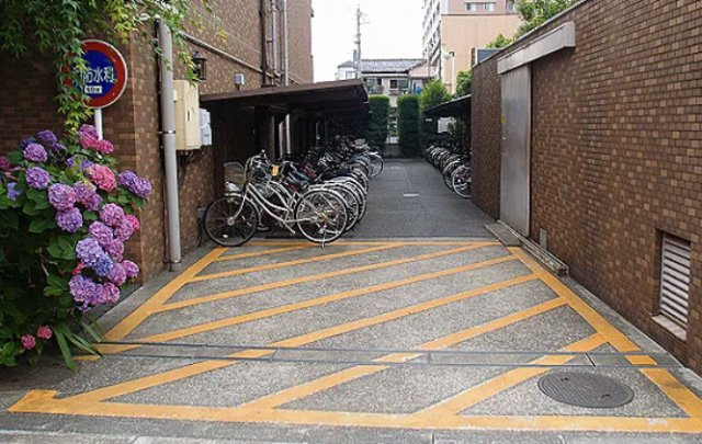【エントランス】