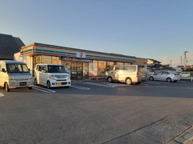 セブンイレブン富津下飯野店まで1802m
