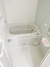 日々の疲れを癒すお風呂付です