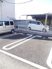駐車スペースもあります