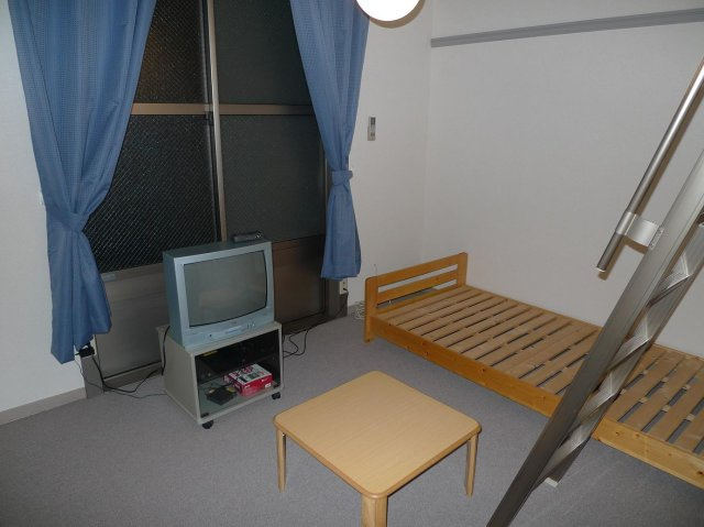 こちらの居間で趣味の時間をお楽しみください