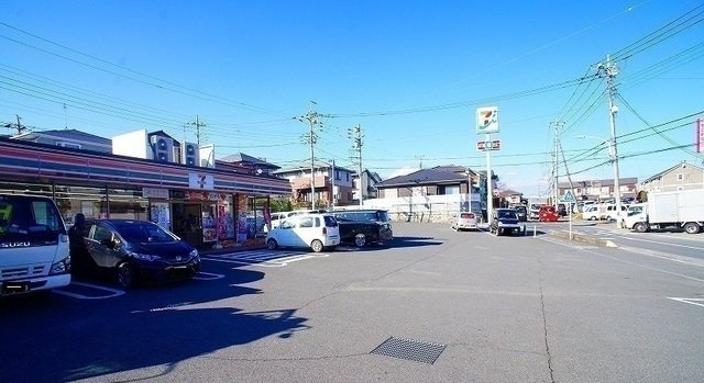 セブン-イレブン 入間新久店まで800m