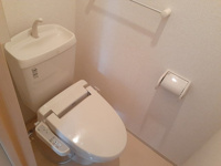 コンパクトで使いやすいトイレです