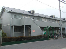 落ち着いた雰囲気の外観です