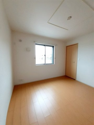 中はこのようになっています