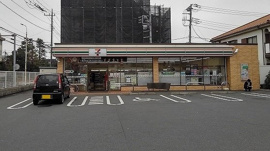 セブン　さいたま辻5丁目店まで350m