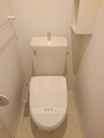 コンパクトで使いやすいトイレです