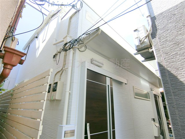 ステラエミールの外観